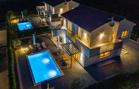 Location Maison 8 personnes à Debeljak - Photo 30