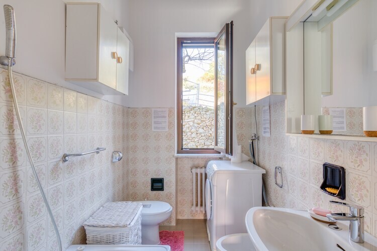 La Rosa dei Venti, maison 2 chambres avec balcon à Erli - Photo 27