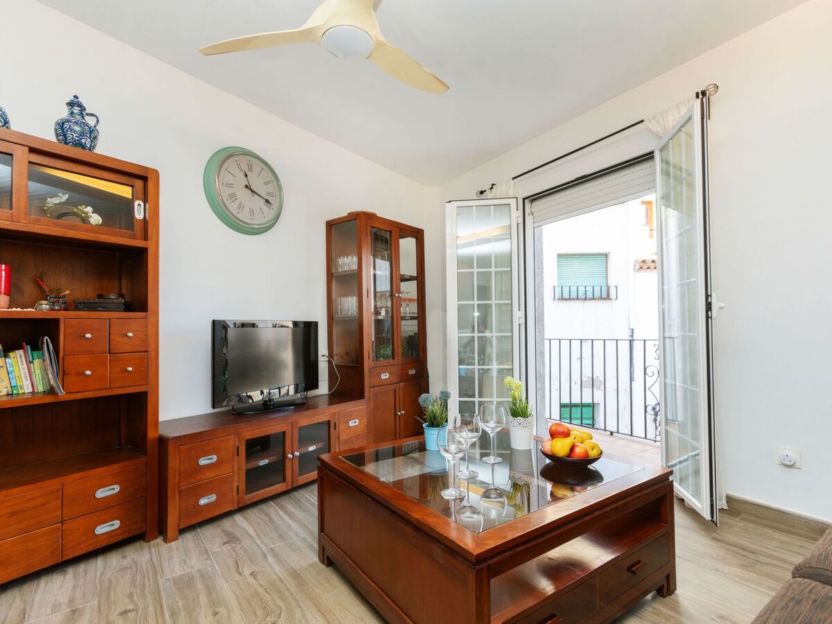 Cap de Tossa : appartement 3 pièces à 200 m de la plage - Photo 4