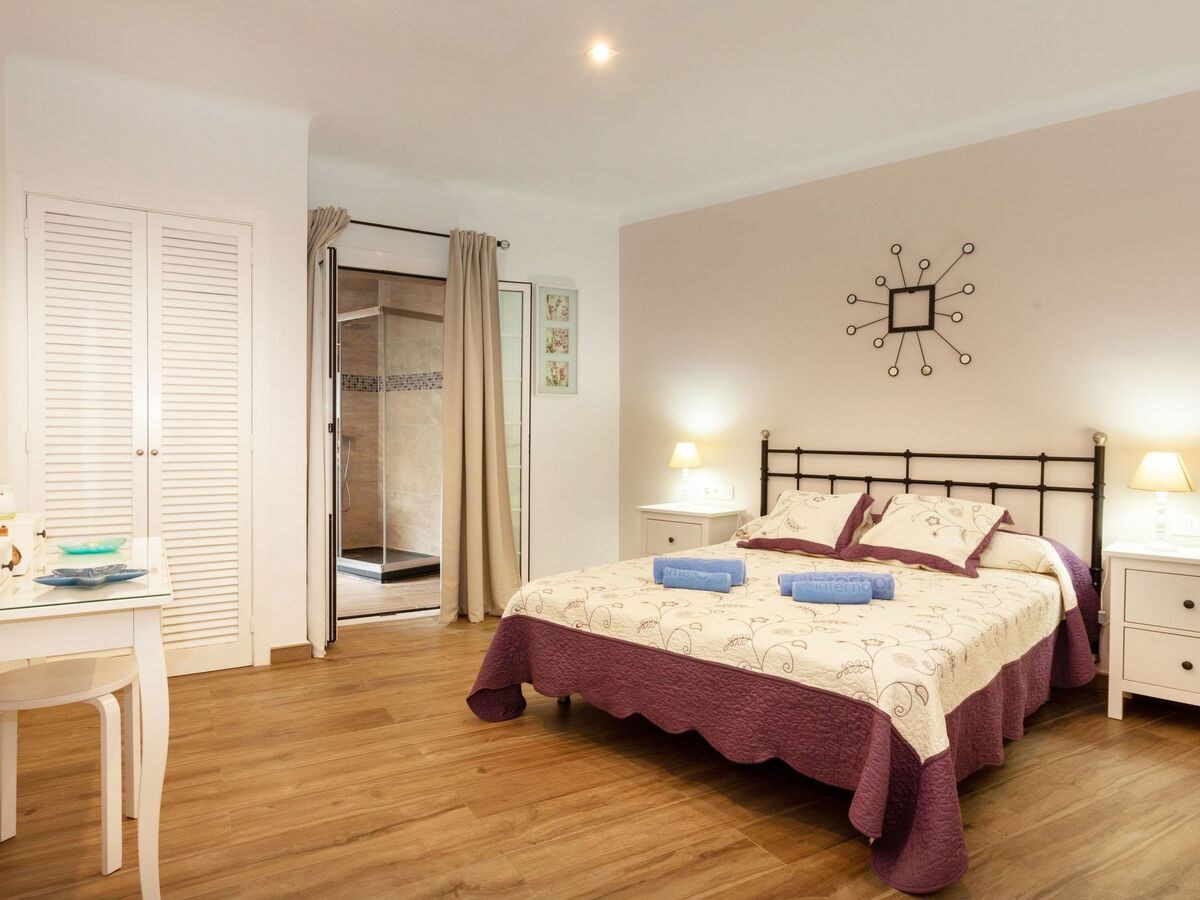 Cap de Tossa : appartement 3 pièces à 200 m de la plage - Photo 5