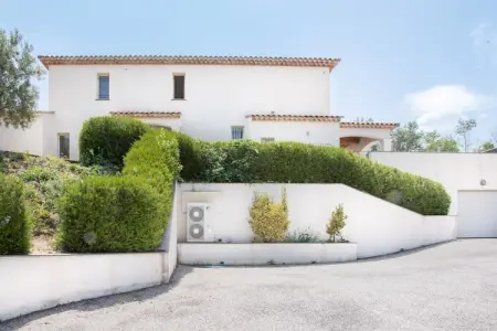 Villa Charlotte, Villa à Le Plan-de-la-Tour avec Piscine - Photo 8