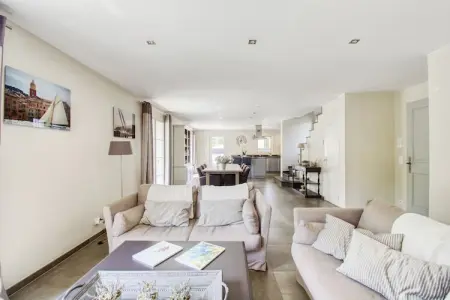 Villa Charlotte, Villa à Le Plan-de-la-Tour avec Piscine - Photo 11