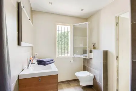 Villa Charlotte, Villa à Le Plan-de-la-Tour avec Piscine - Photo 32