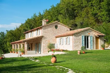 Location villa de vacances à Acqualagna