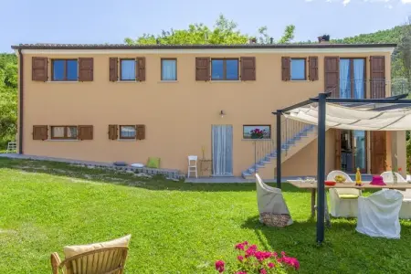 Location villa de vacances à Pergola