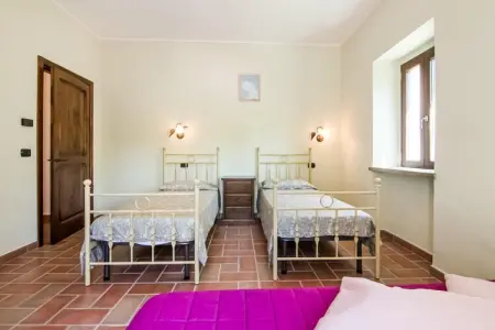 Casale Verbena, Villa à Tavoleto avec piscine - Photo 18