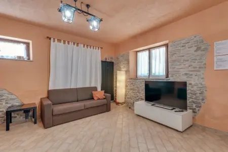 Valdalto, Villa à Piandimeleto avec Piscine et Sauna - Photo 8