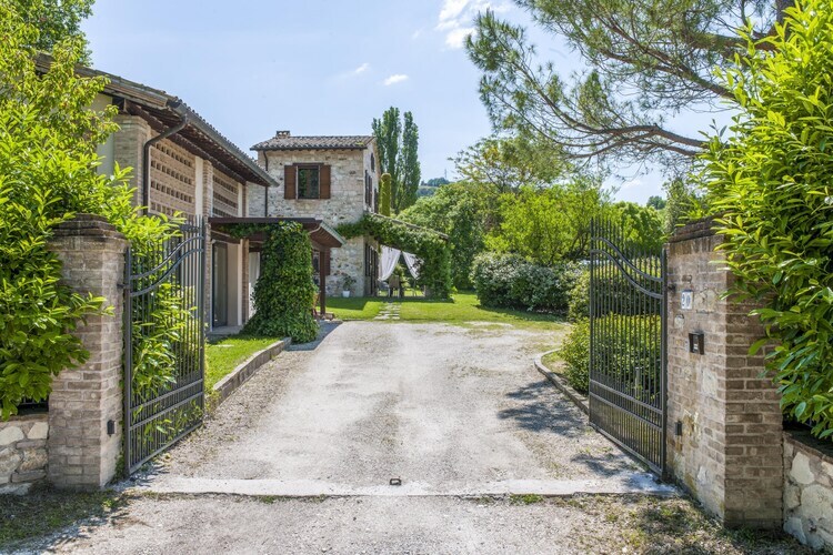 Villa Camelle à Fermignano, 8 personnes avec piscine - Photo 7