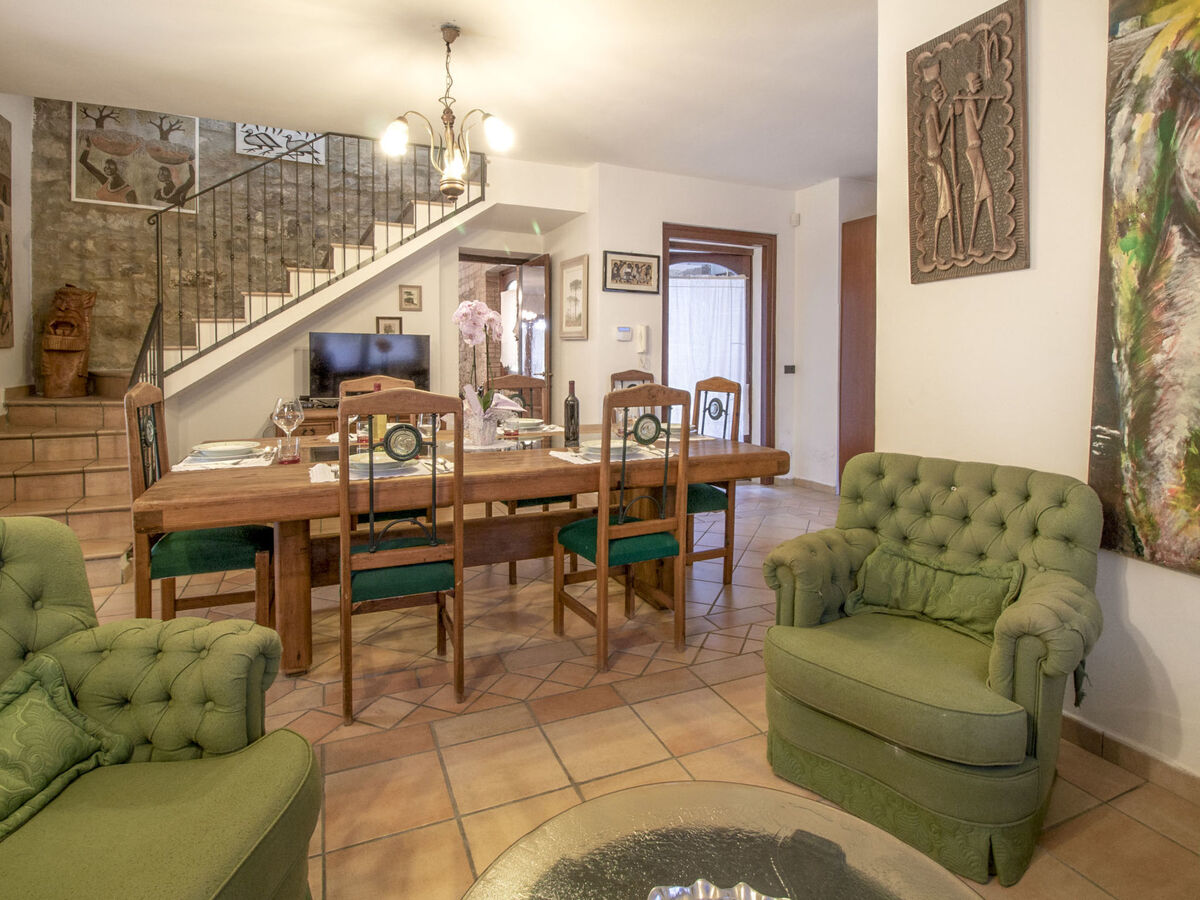 Villa Messi avec piscine privée, à 2 km du lac Trasimène - Photo 8