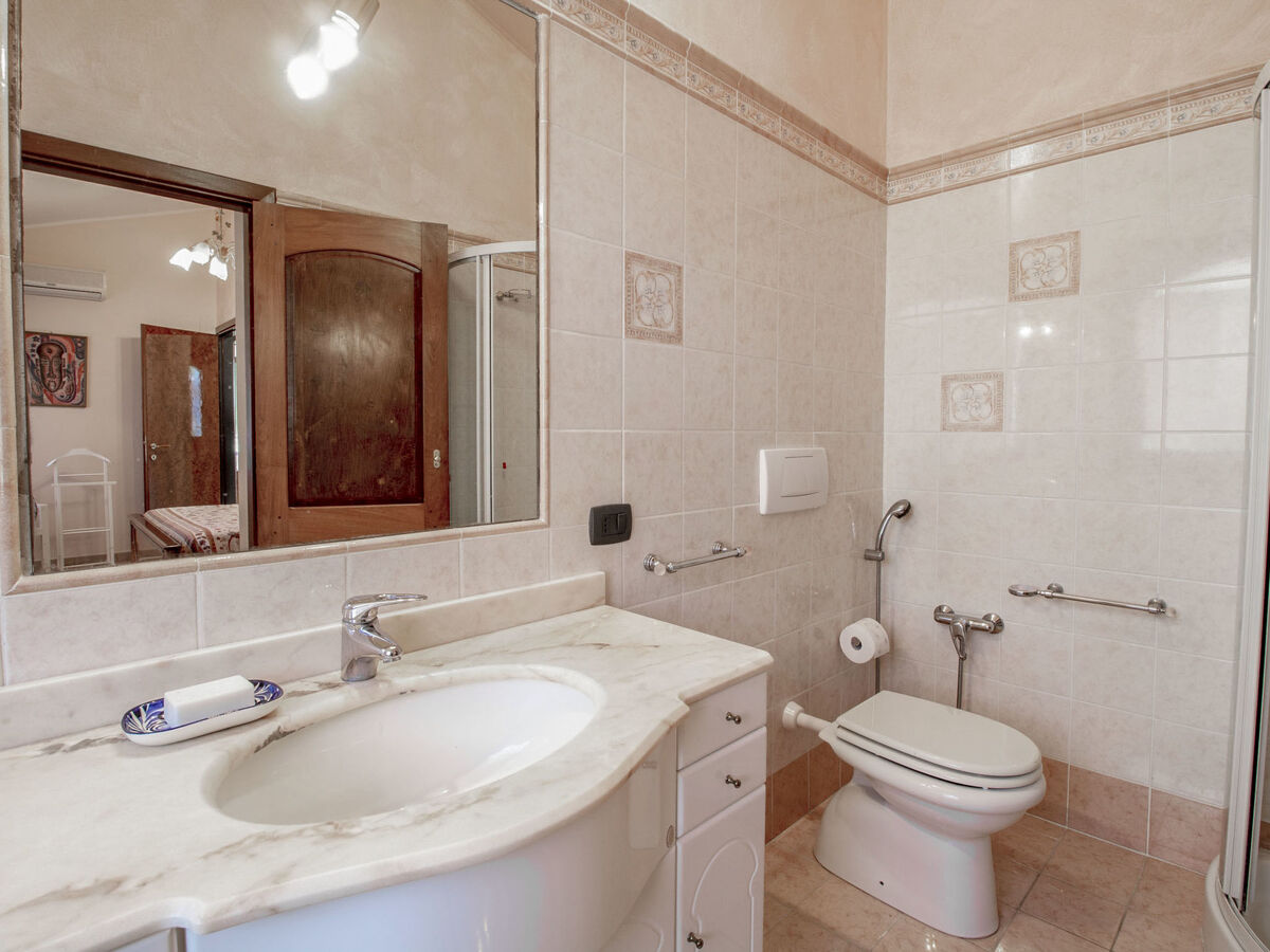 Villa Messi avec piscine privée, à 2 km du lac Trasimène - Photo 22