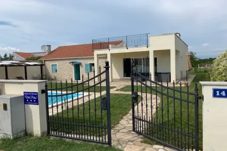 Location maison à Zadar, Maison à Zadar avec piscine privée