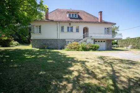 Maison 6 personnes à Payzac, jardin & cheminée