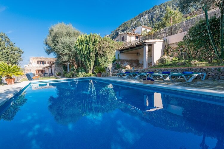 Villa Coste Can Moragues à Pollença, piscine et véranda - Photo 9