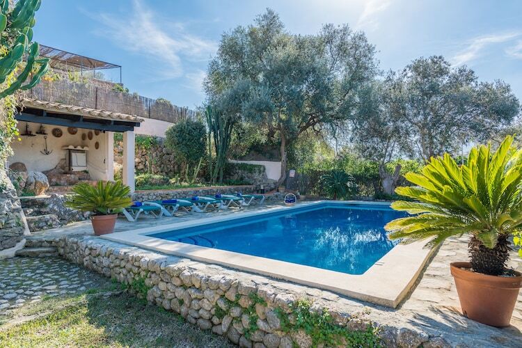 Villa Coste Can Moragues à Pollença, piscine et véranda - Photo 10