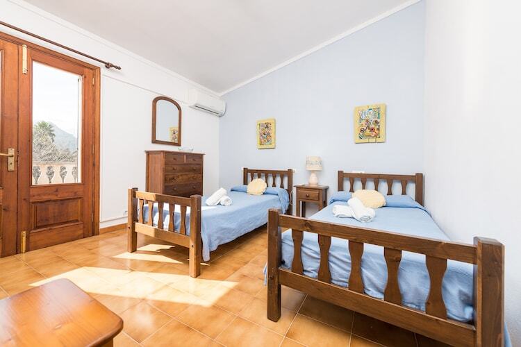 Villa Coste Can Moragues à Pollença, piscine et véranda - Photo 30
