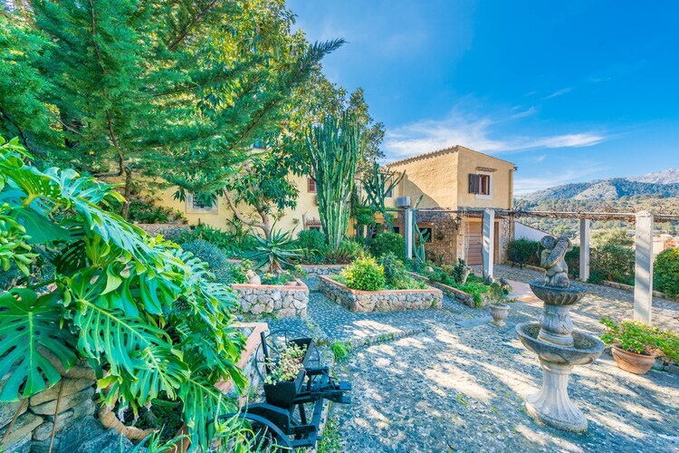 Villa Coste Can Moragues à Pollença, piscine et véranda - Photo 46