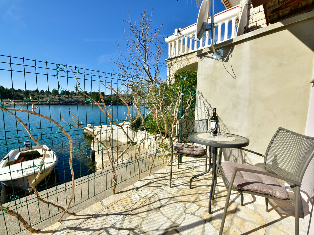 Bungalow Ana à 10 m de la plage, Novigrad - Photo 9