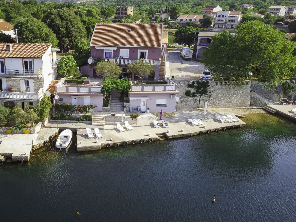 Bungalow Ana à 10 m de la plage, Novigrad - Photo 16