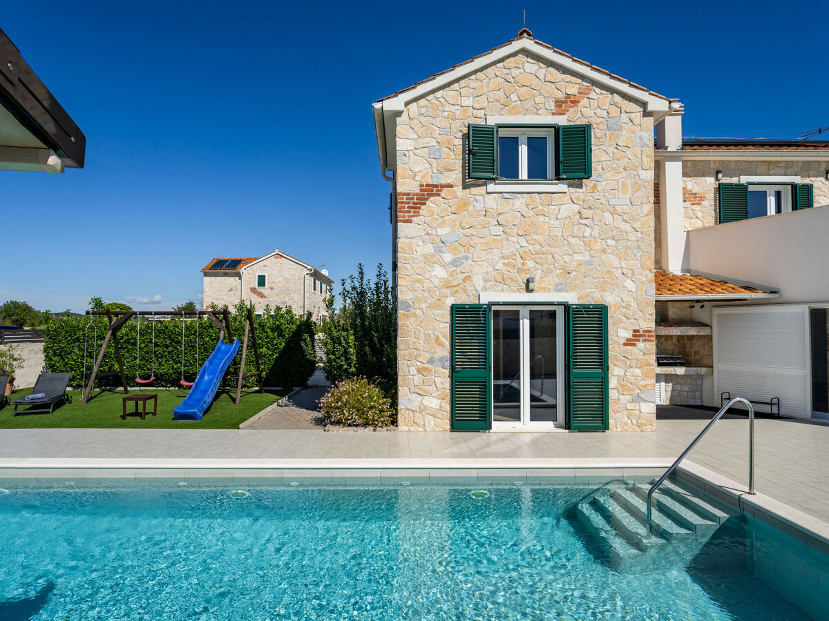 Villa Carmen avec piscine chauffée à Zaton - Photo 14