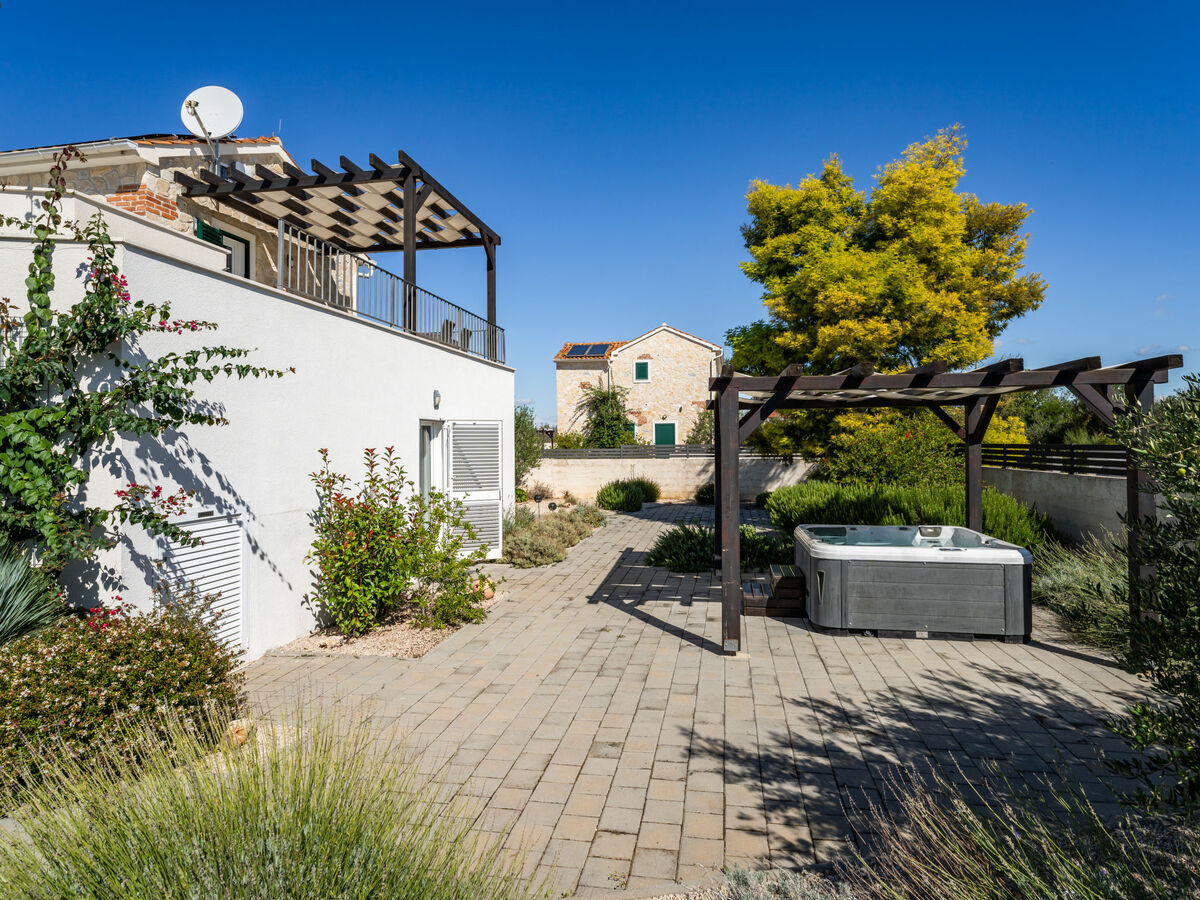 Villa Carmen avec piscine chauffée à Zaton - Photo 48