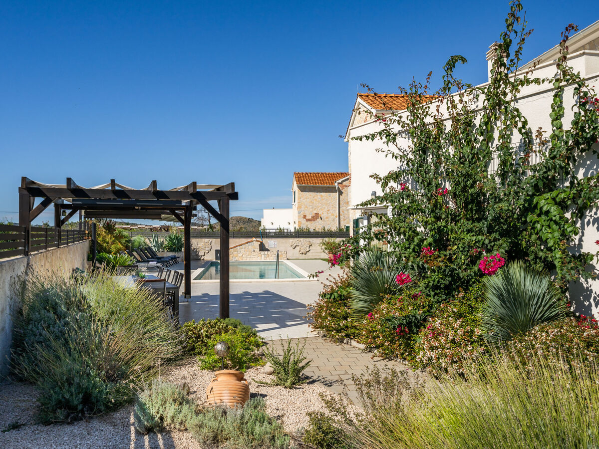 Villa Carmen avec piscine chauffée à Zaton - Photo 49