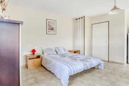 Studio Les Papillons avec piscine à Largentière : photo 6