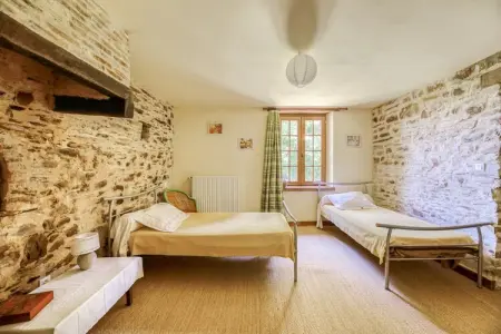 Moulin du 13e siècle rénové, étang privé à Ferce : photo 21