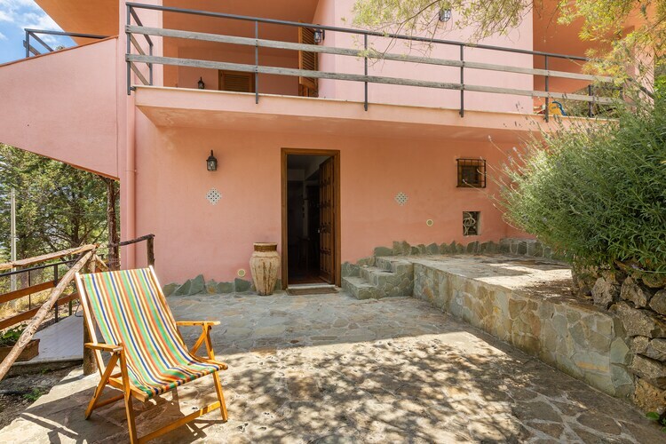 Villa Baronessa – 3 chambres, jardin 4000 m², vue mer - Photo 1
