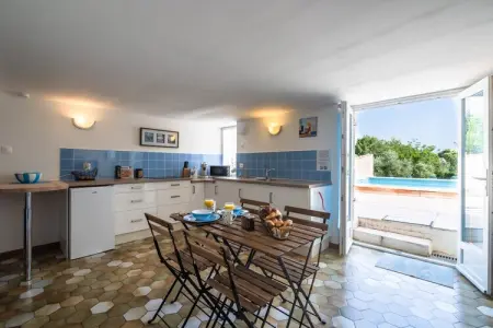 Le Dolmen, Maison de vacances spacieuse avec jardin - Photo 18