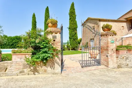 Il Melograno, Ferme isolée à Montalcino avec piscine - Photo 13