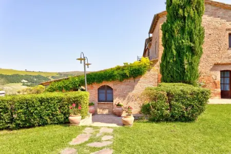 Il Melograno, Ferme isolée à Montalcino avec piscine - Photo 29