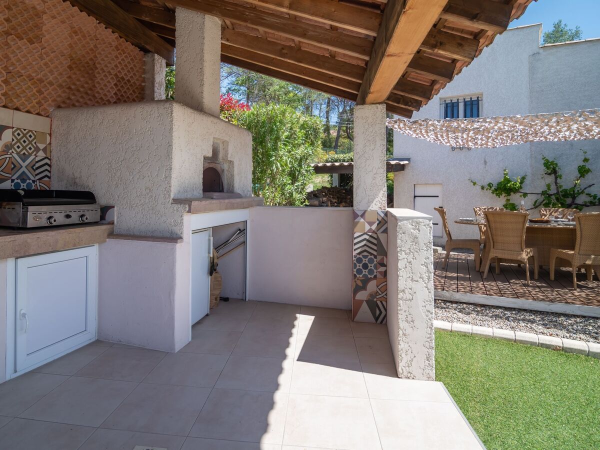 Maison Bois d'Astros à Rocbaron, piscine et 5000 m² - Photo 7