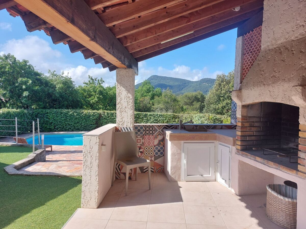 Maison Bois d'Astros à Rocbaron, piscine et 5000 m² - Photo 27
