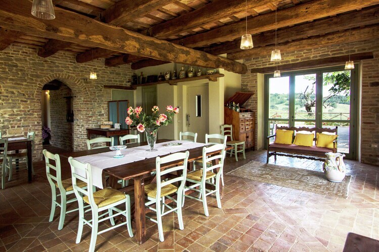 Villa Fiorini - 5 chambres avec piscine privée à Barchi - Photo 3
