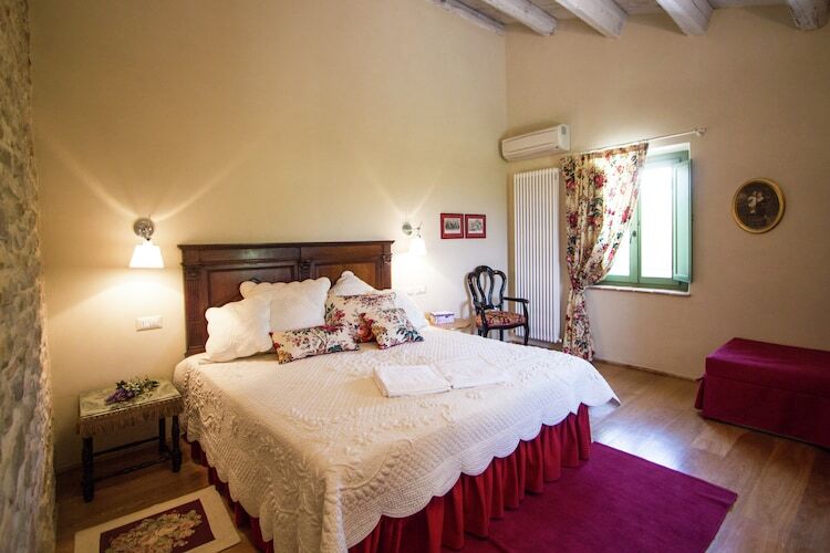 Villa Fiorini - 5 chambres avec piscine privée à Barchi - Photo 5