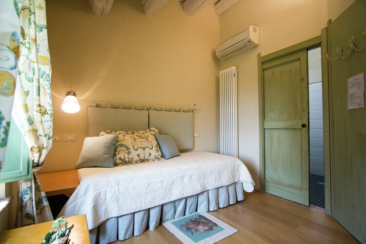Villa Fiorini - 5 chambres avec piscine privée à Barchi - Photo 13