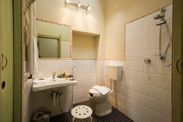 Villa Fiorini - 5 chambres avec piscine privée à Barchi - Photo 25