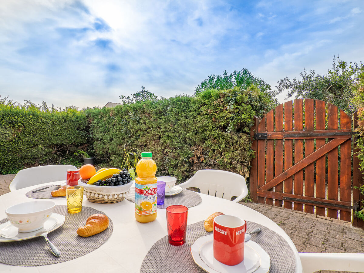 Lou Cantalou – Maison à Sainte-Marie-la-Mer, terrasse 68 m² - Photo 5