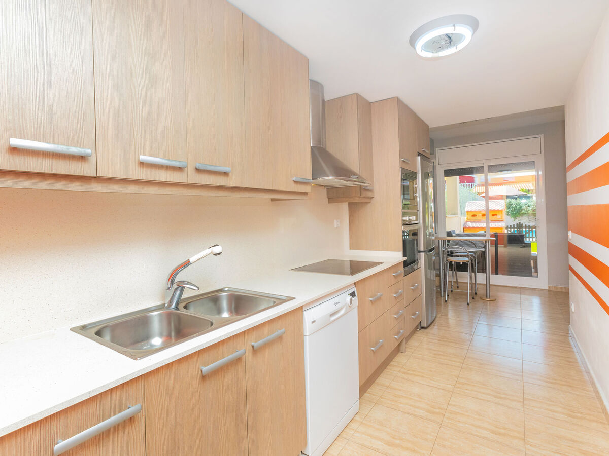 Nova, maison 4 chambres avec piscine à Segur de Calafell - Photo 3