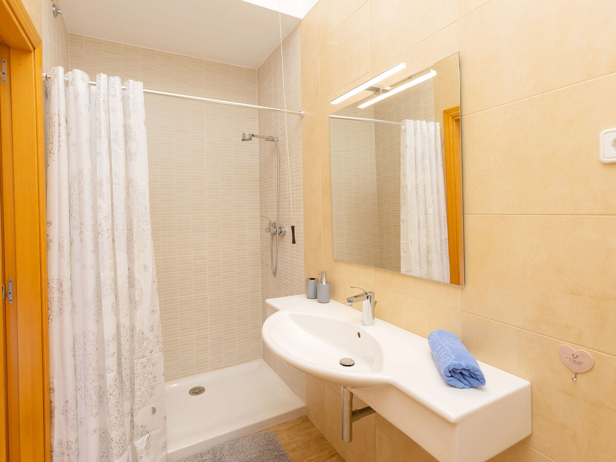 Nova, maison 4 chambres avec piscine à Segur de Calafell - Photo 14