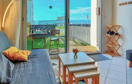 Maison mitoyenne vue mer à 70 m de la plage de Jullouville : photo 2