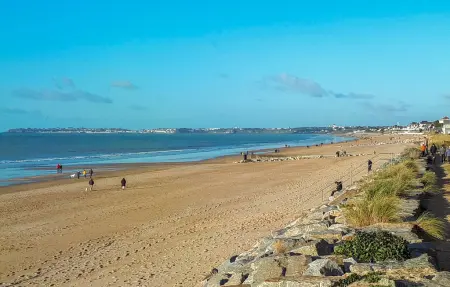 Maison mitoyenne vue mer à 70 m de la plage de Jullouville : photo 19