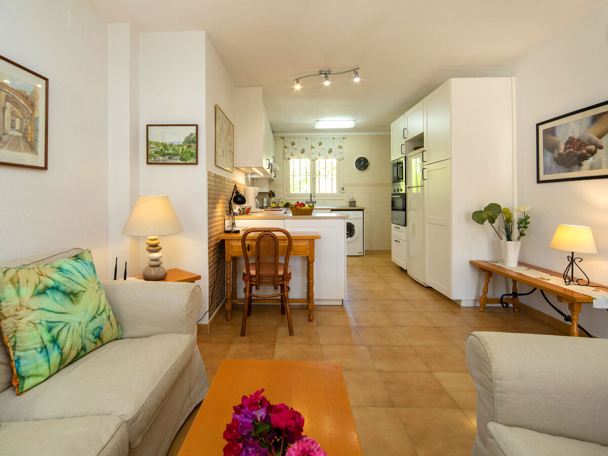 Bungalow Vega à Calpe – 104 m² avec piscine et vue sur la ville - Photo 4
