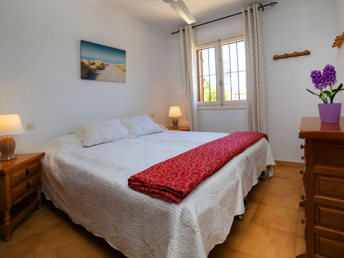 Bungalow Vega à Calpe – 104 m² avec piscine et vue sur la ville - Photo 8