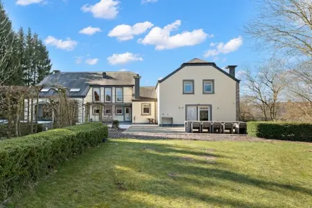 Location maison à Manhay, Maison de Luxe avec Piscine