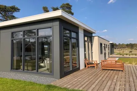 Location chalet à Mol, Chalet moderne d’Anvers accueillant les chiens