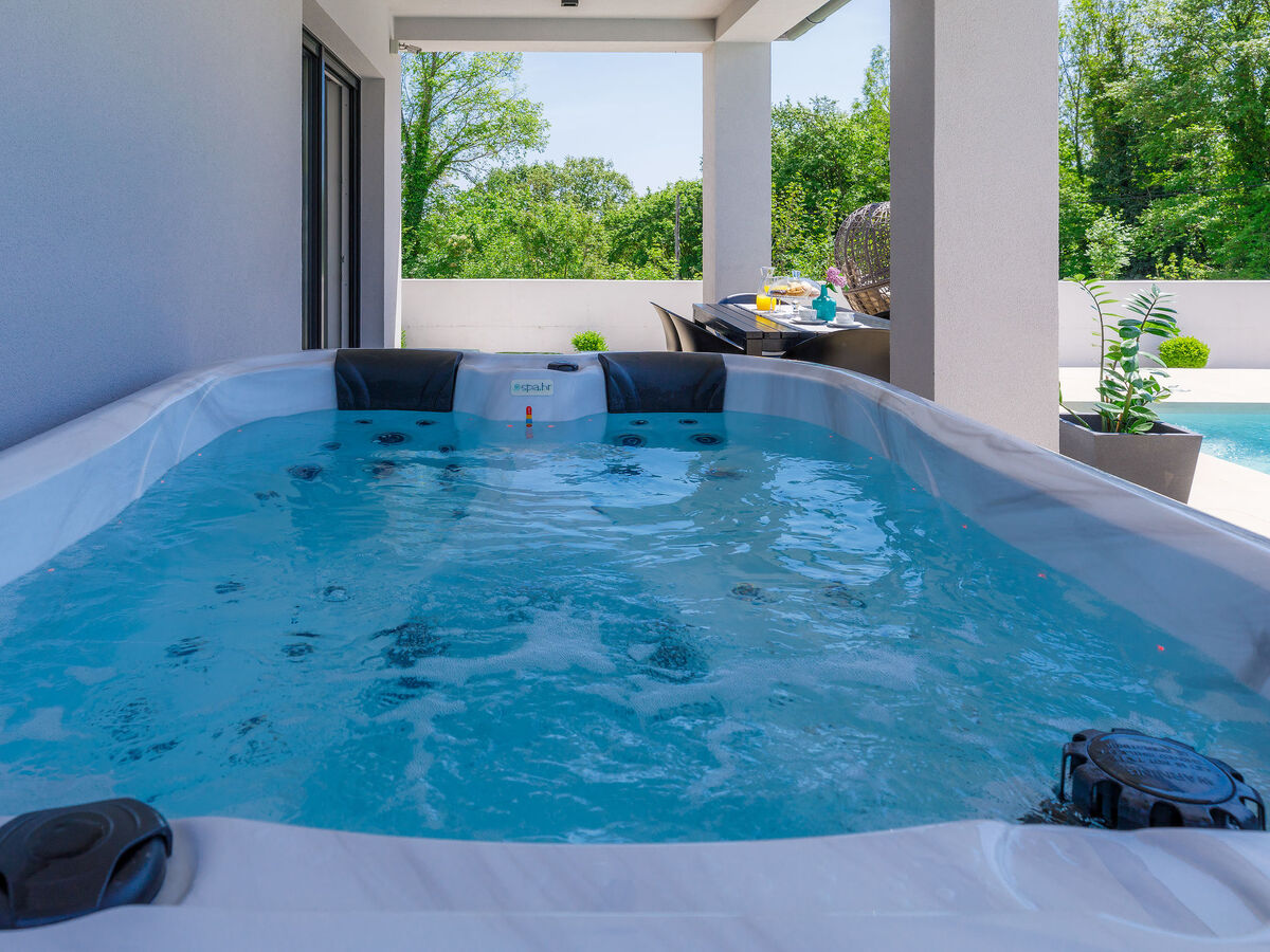 Villa Vine avec piscine chauffée à Marčana - Photo 2