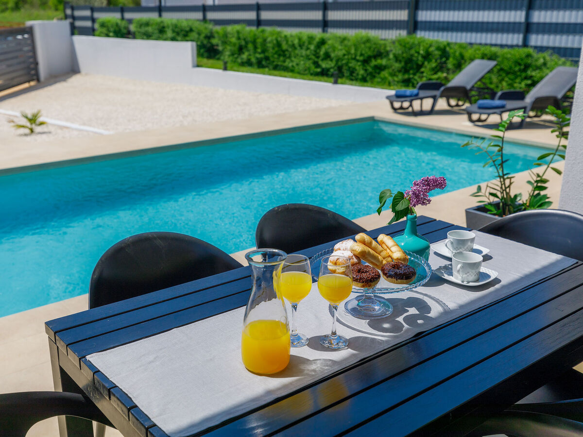 Villa Vine avec piscine chauffée à Marčana - Photo 11