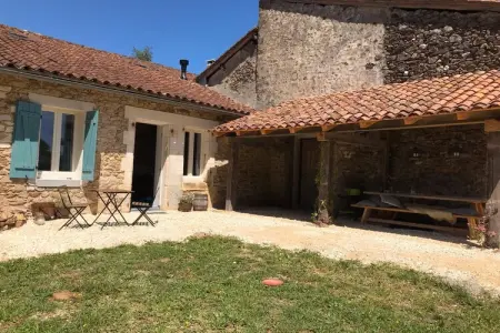 Le Tilleuil : maison 8 pers. piscine chauffée Charente : photo 6