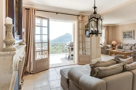 Villa Marguerite Sea View, Villa Mandelieu avec toit - Photo 8